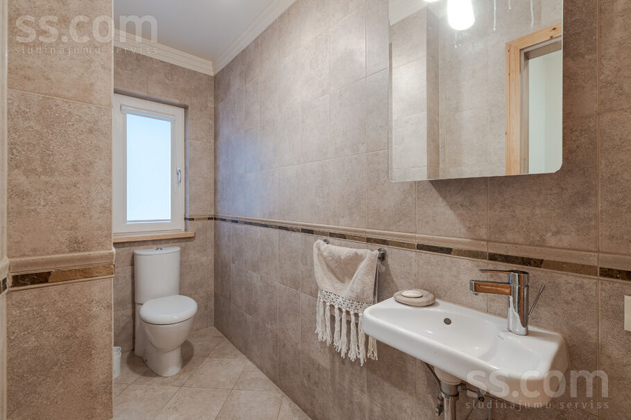 Saules iela, Klapkalnciems, Tukums un raj., Engures pag. — maja