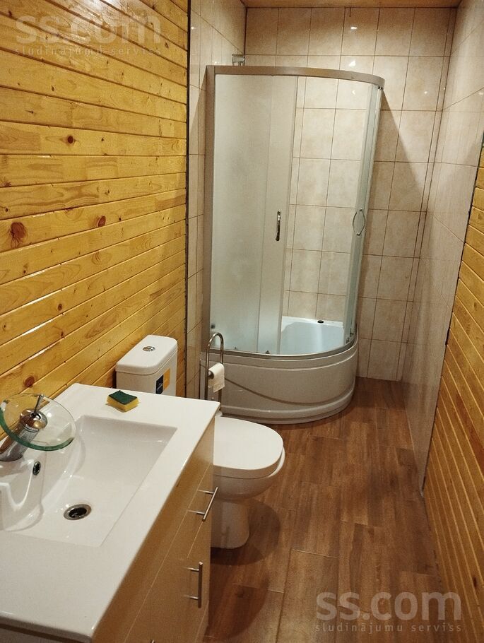 Lauku, Rēzekne un raj., Rēzekne — maja