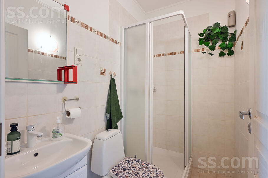 Cidoniju iela 13, Dreiliņi, Rīgas rajons, Stopiņu nov. — maja