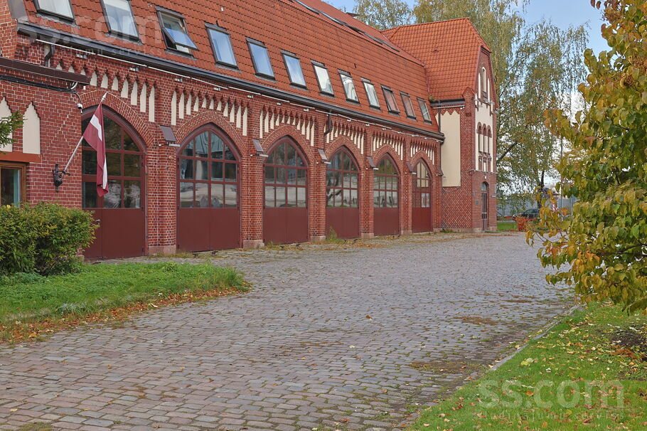 Strēlnieku 8, Rīga — dzivoklis