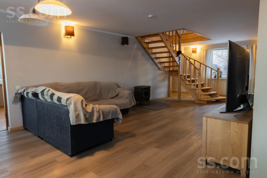 Griezes iela 10, Rīgas rajons, Sigulda — maja