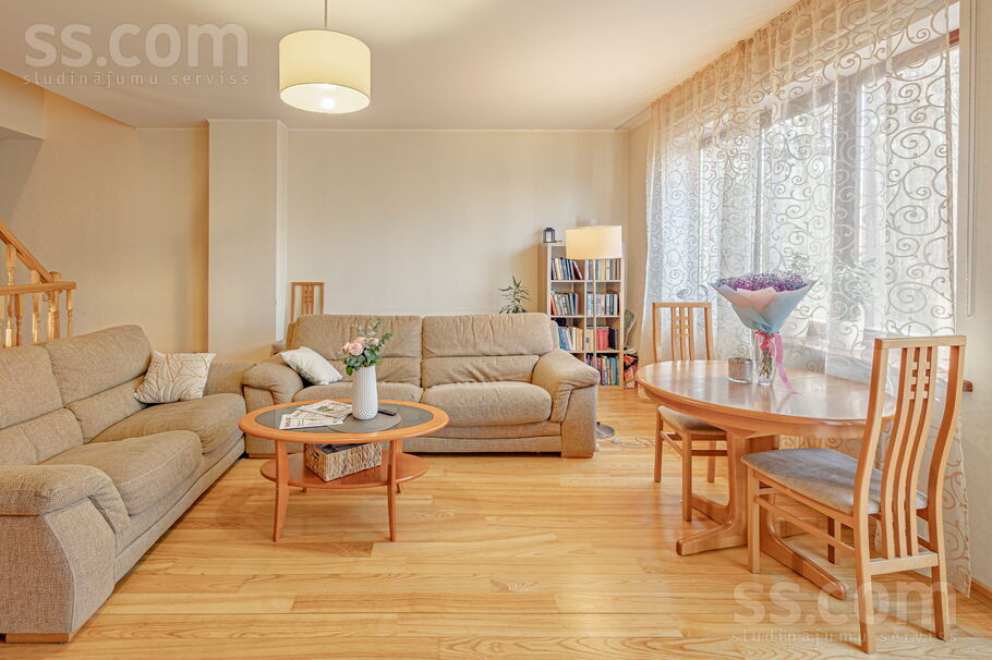 Jūrkalnes 75, Rīga — maja