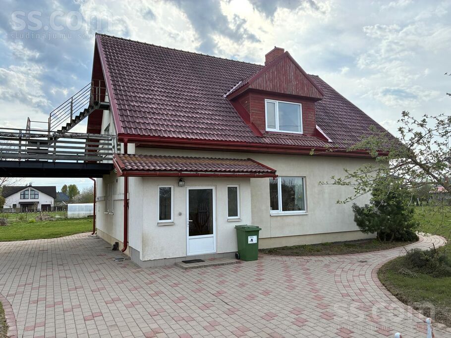 Griezes iela 10, Rīgas rajons, Sigulda — maja