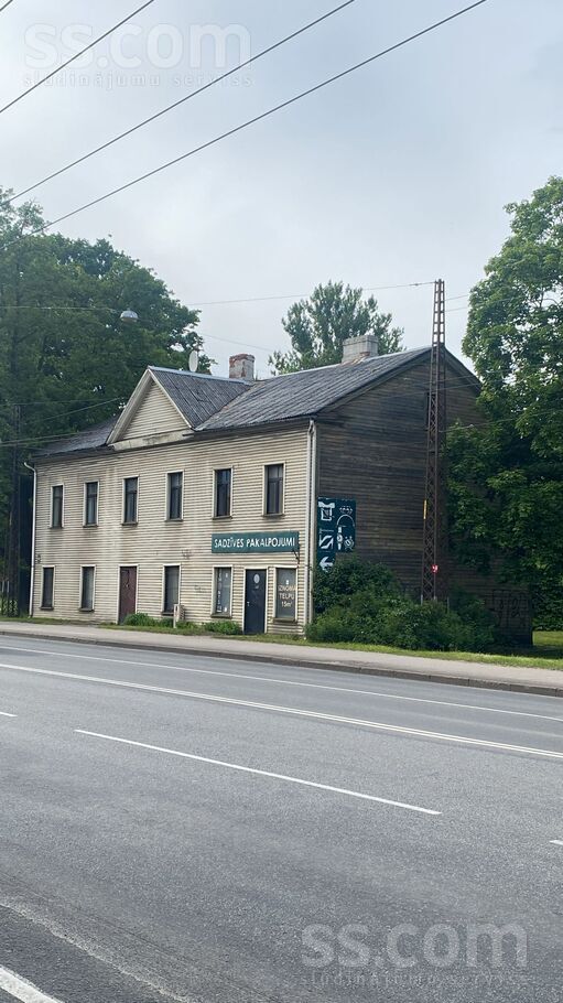 Deglava 39, Rīga — maja