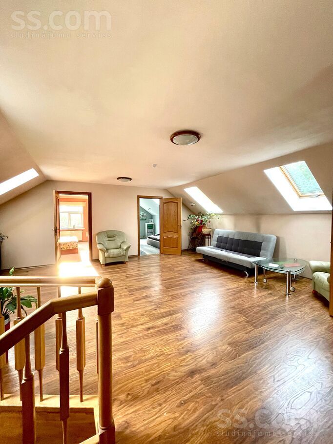 Vestienas 27, Rīga — maja