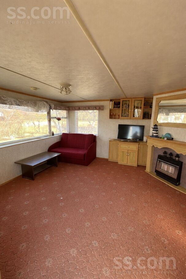 Buši, Zīlāni, Jēkabpils un raj., Kūku pag. — maja