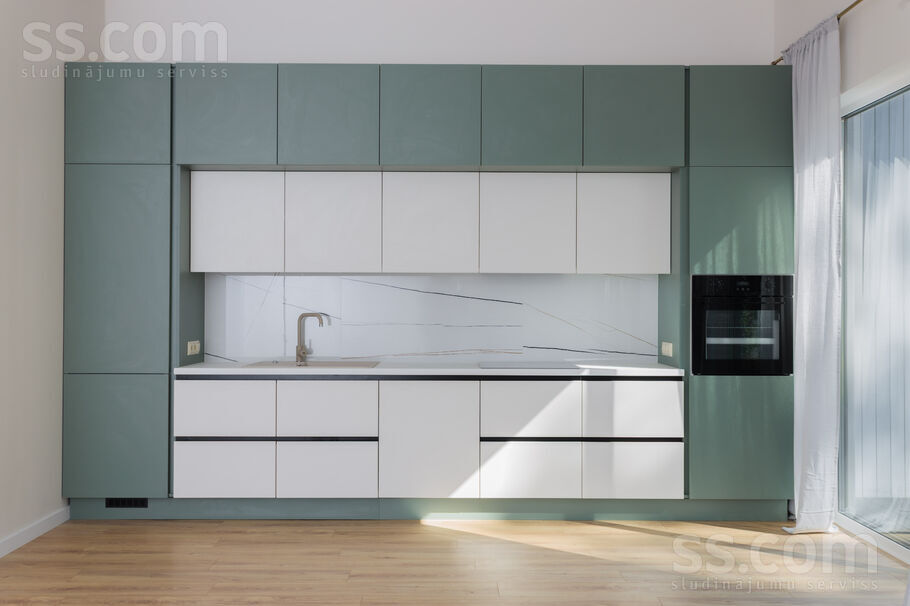 Davja iela 75, Jūrmala — maja