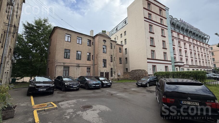 Dzirnavu 112, Rīga — dzivoklis