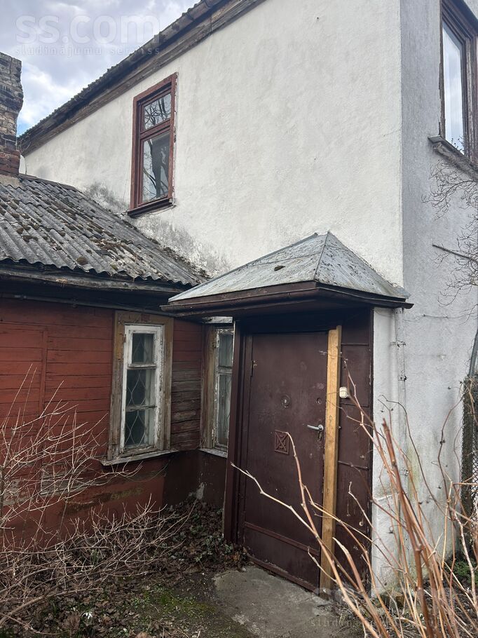 M. Šķērsiela 4, Rīga — maja