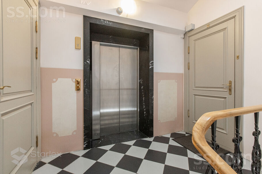 Vaļņu 21, Rīga — dzivoklis