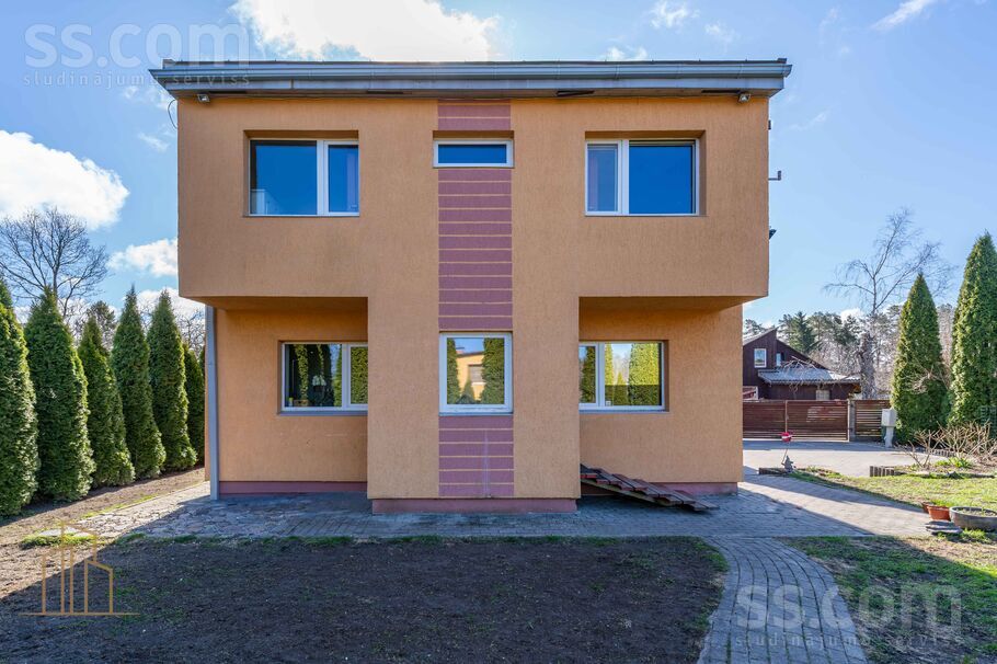Jauncīruļu iela 5, Rīgas rajons, Saulkrasti — maja