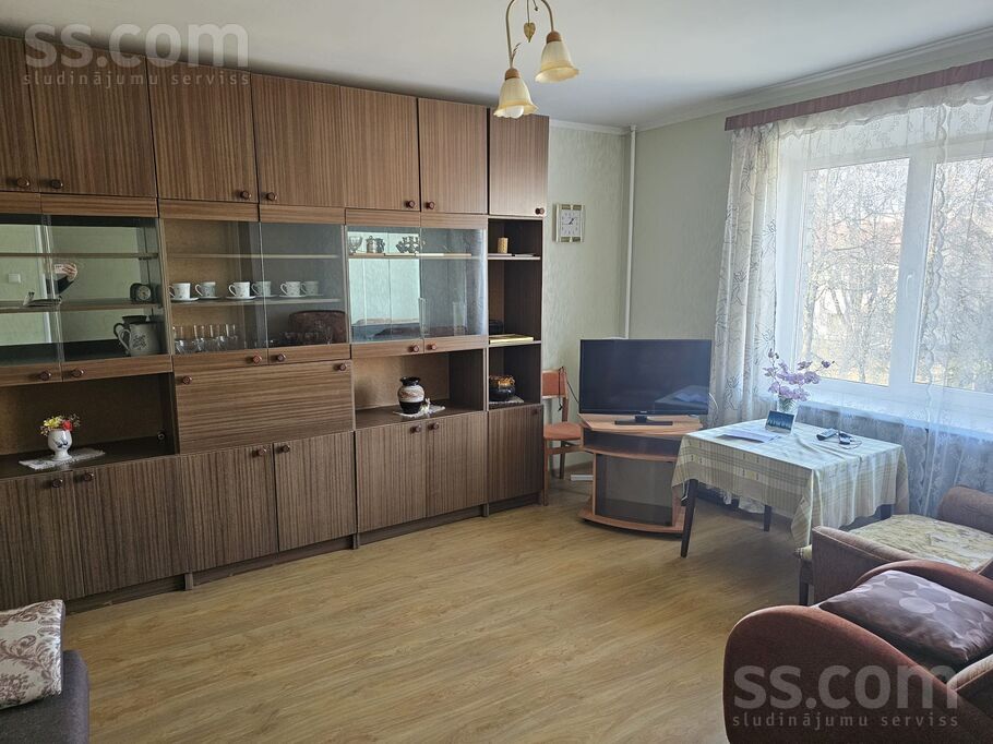 Raiņa 12 21, Valka un raj., Valka — dzivoklis