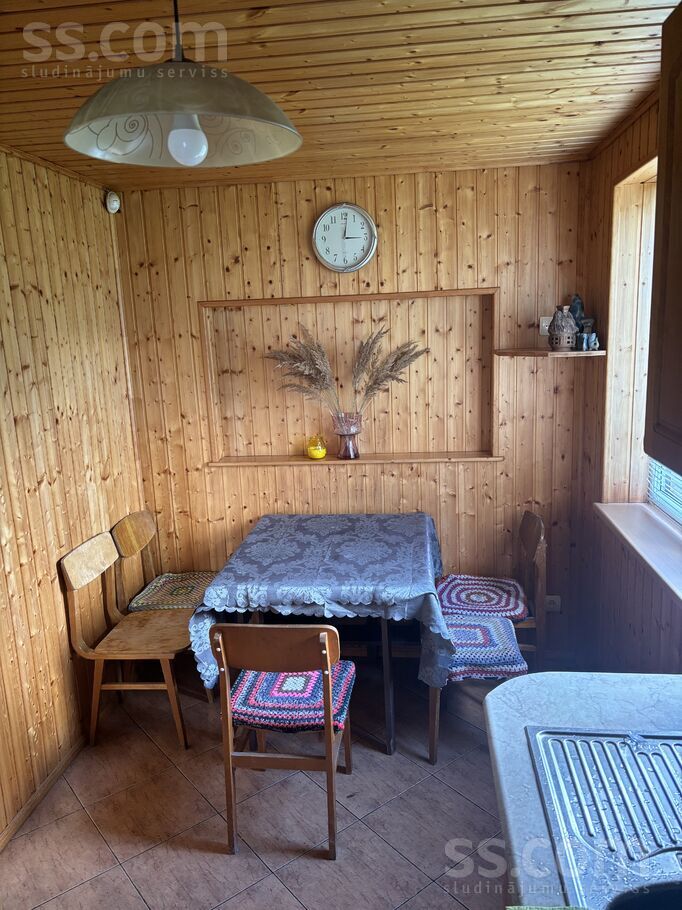 Dārziņu 152, Rīga — maja