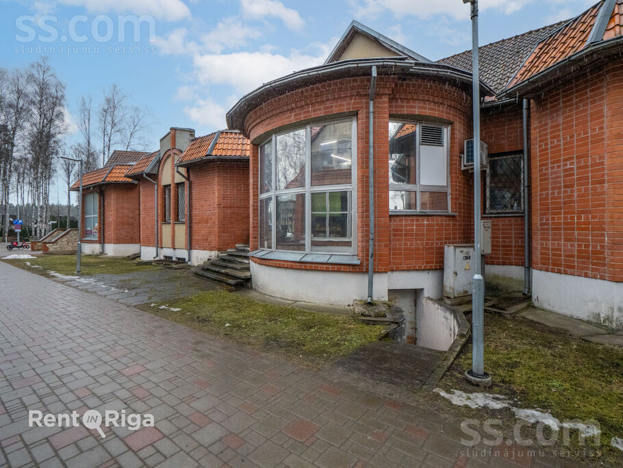 Zaļā 1, Rīgas rajons, Baloži — maja