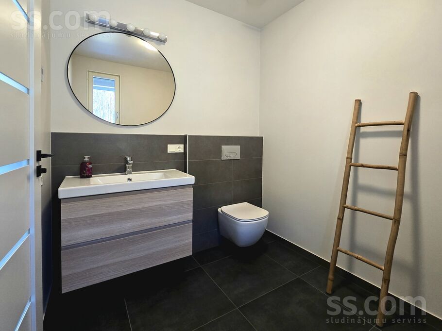 Krāču 6, Sēbruciems, Rīgas rajons, Babītes pag. — maja