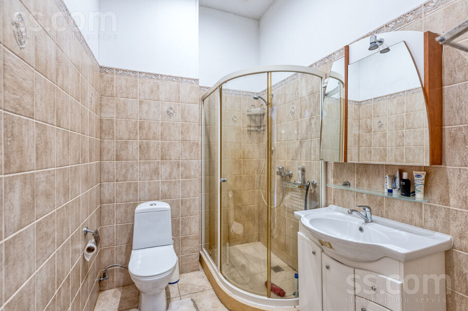 Rožkalni 2, Ogre un raj., Birzgales pag. — maja