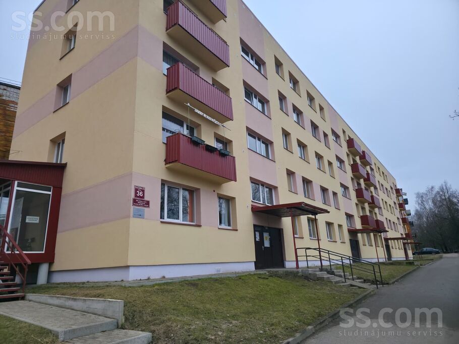 Daugavmalas 36, Saulkalne, Rīgas rajons, Salaspils l. t. — dzivoklis