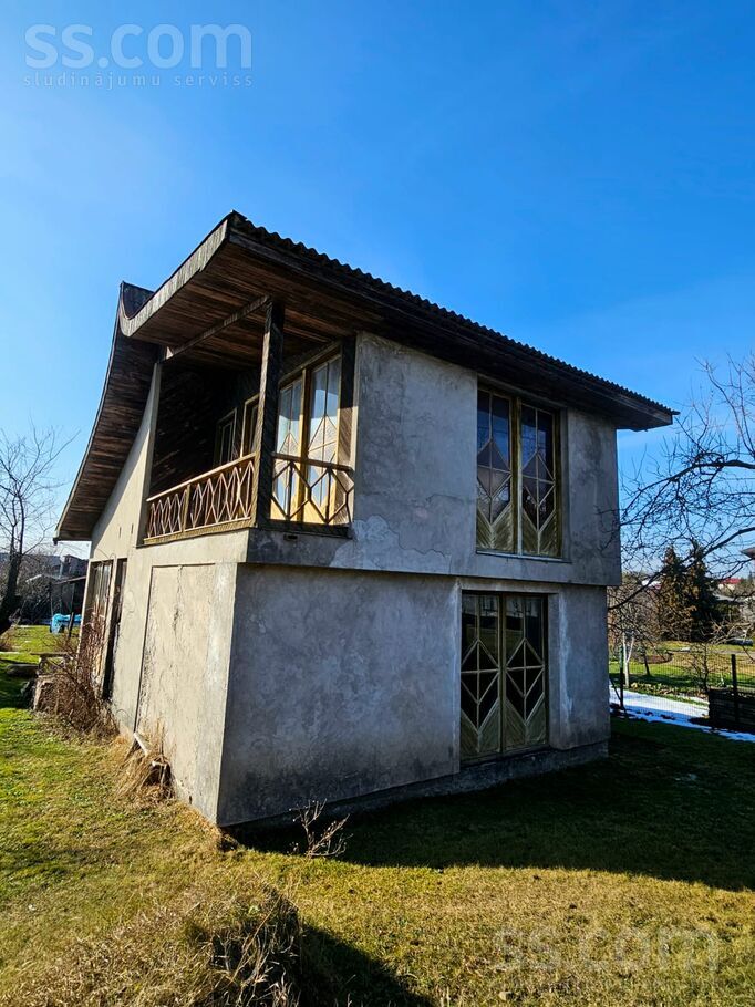 Flokšu iela 8, Ziedonis, Rīgas rajons, Ķekavas pag. — maja