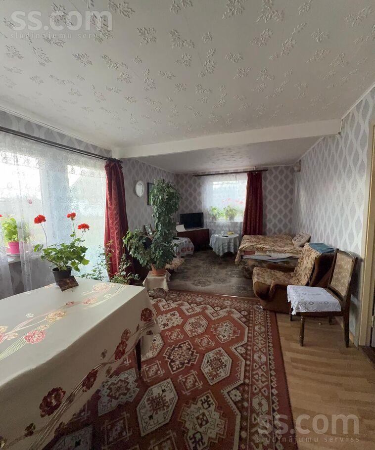 Strazdu iela 10, Zālīte, Bauska un raj., Iecavas nov. — maja