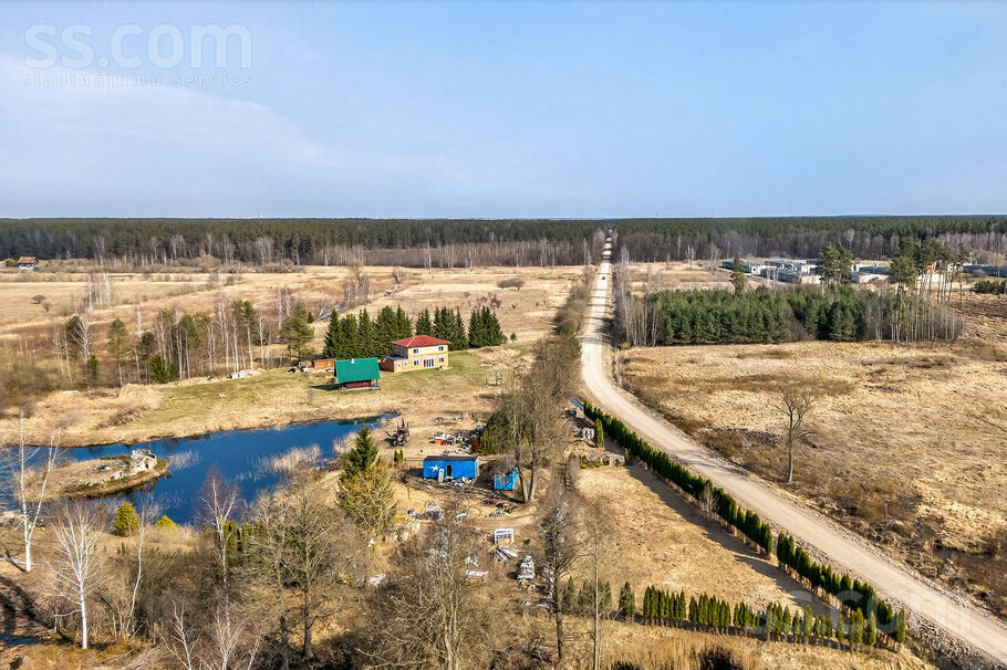 Vakarvēji, Skujnieki, Rīgas rajons, Ķekavas pag. — zeme