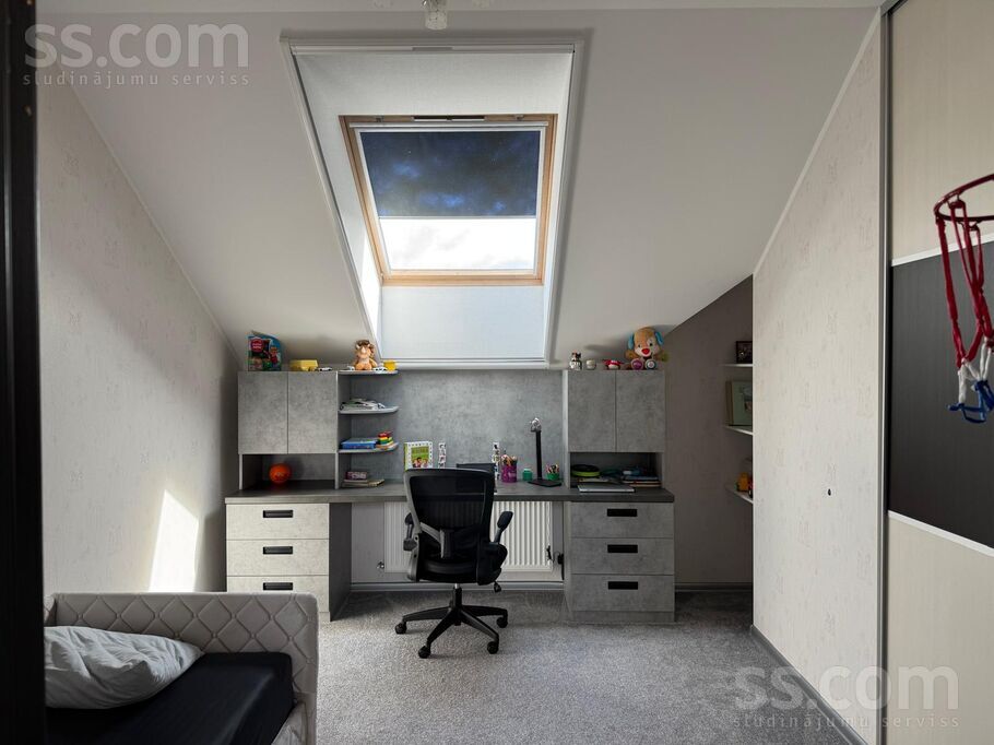 Balto Ķiršu iela 6, Tēraudi, Rīgas rajons, Salaspils l. t. — maja