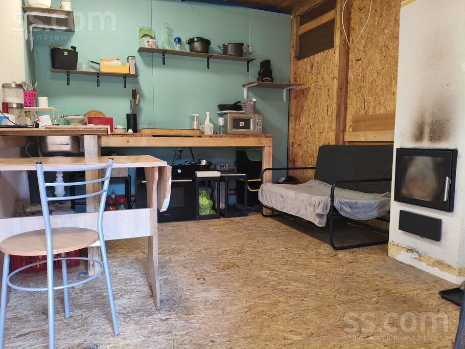 Lačplesis 9/10, Dzērumi, Rīgas rajons, Ķekavas pag. — maja