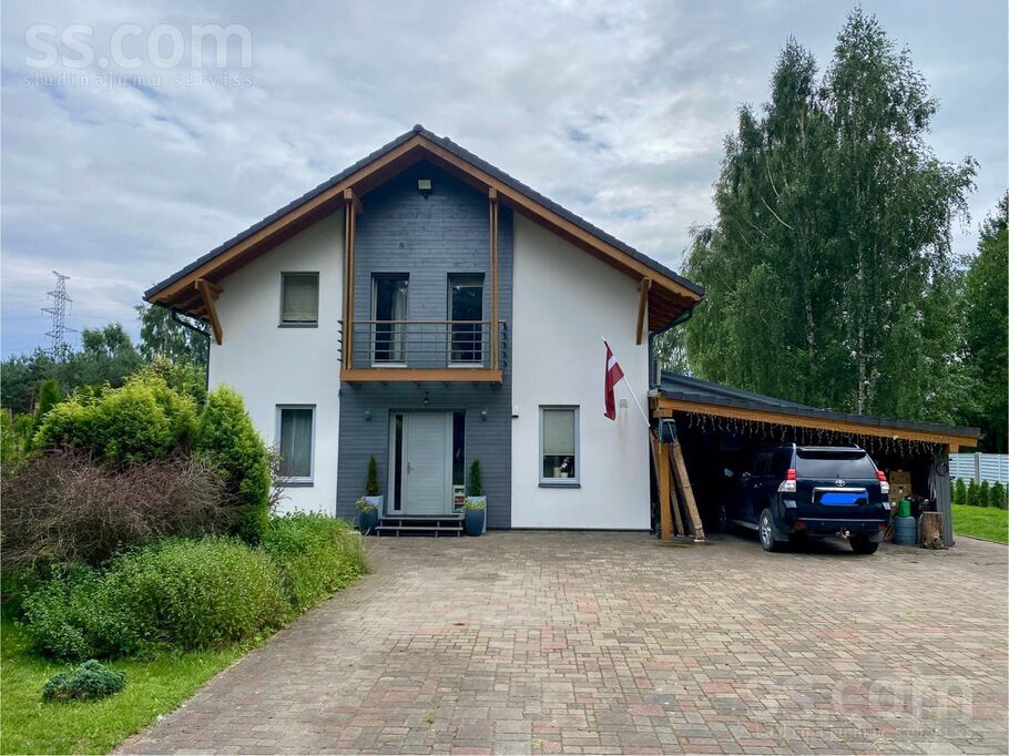 Rēzijas 1, Lidosta "Rīga", Rīgas rajons, Mārupes pag. — maja