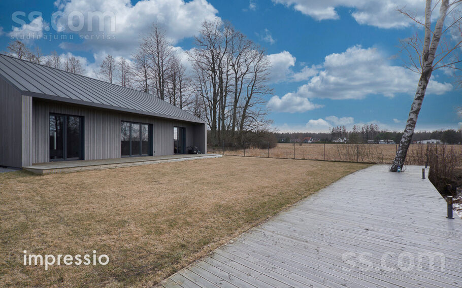 Dreimaņu 19, Mežāres, Rīgas rajons, Babītes pag. — maja