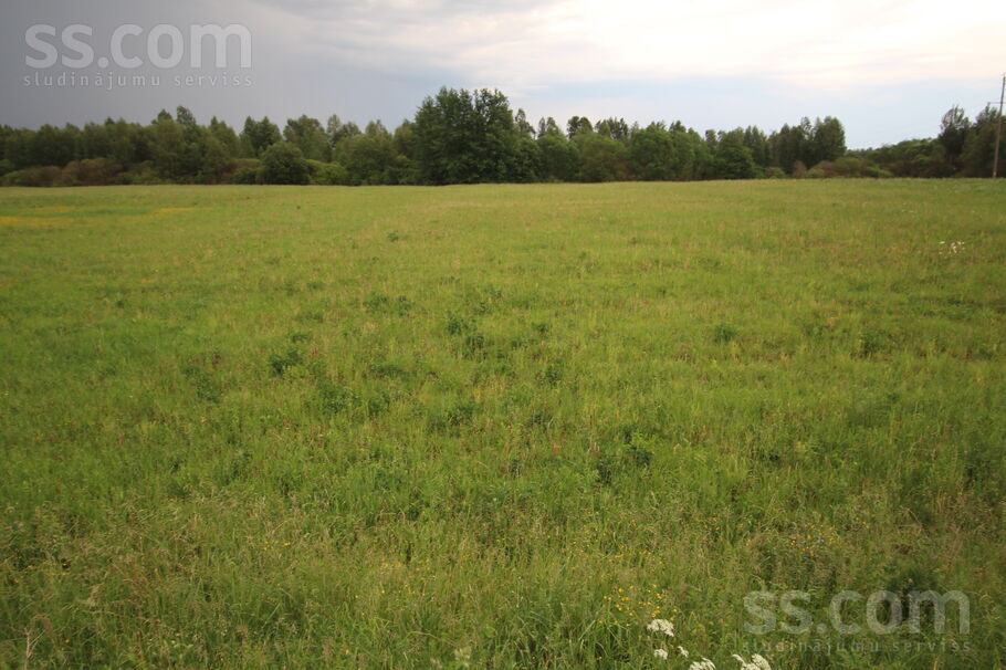 Rozes, Ustroņi, Rēzekne un raj., Sokolku pag. — zeme
