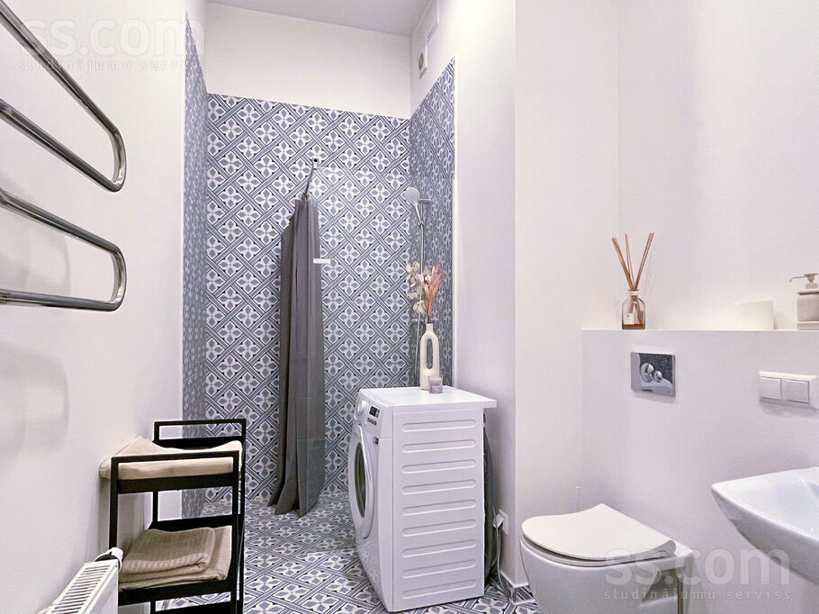 Pulkv. Brieža 10, Rīga — dzivoklis