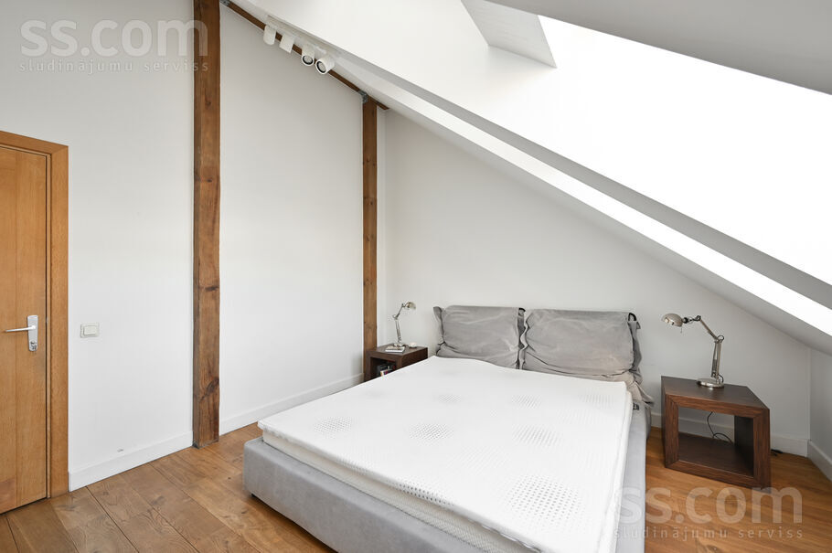 Pulkv. Brieža 7, Rīga — dzivoklis