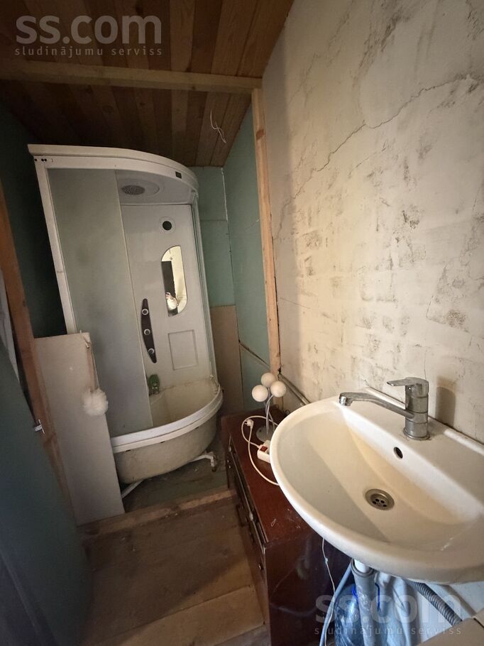 Auseņu iela 1, Gaisma, Rīgas rajons, Saulkrastu l. t. — maja