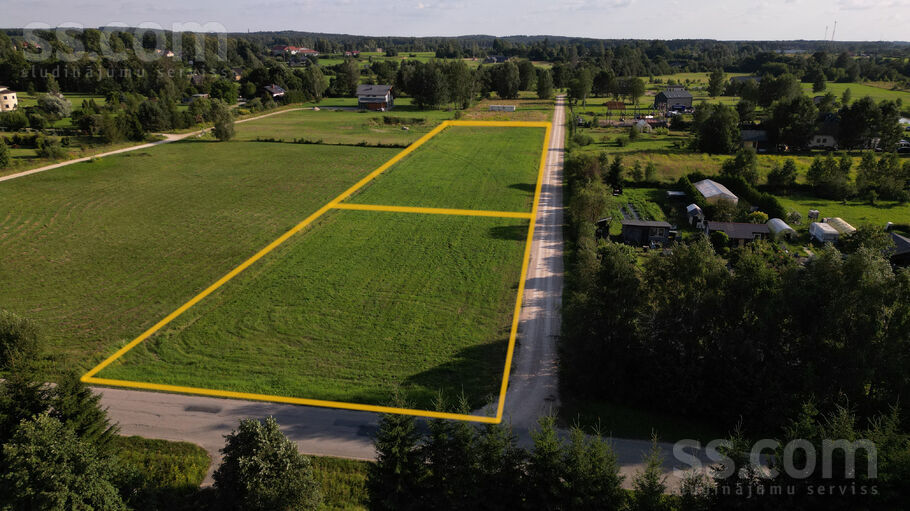 Kalnezera iela, Tīnūži, Ogre un raj., Ikšķiles l. t. — zeme