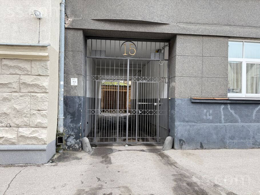 Rūpniecības 15, Rīga — maja