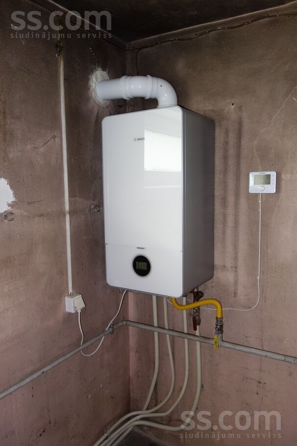 Upeņu iela 10, Rīgas rajons, Sigulda — maja