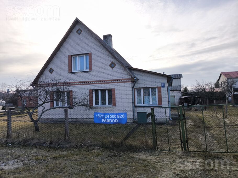 Celtnieku iela 61, Zvejniekciems, Rīgas rajons, Saulkrastu l. t. — maja