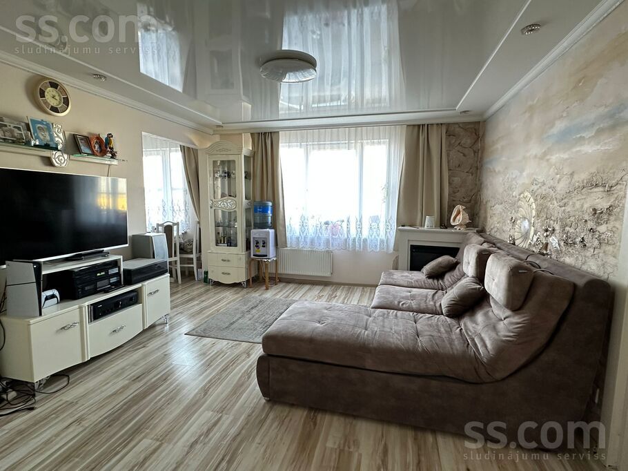 Raipoles 7A 1, Daugavpils un raj., Daugavpils — dzivoklis