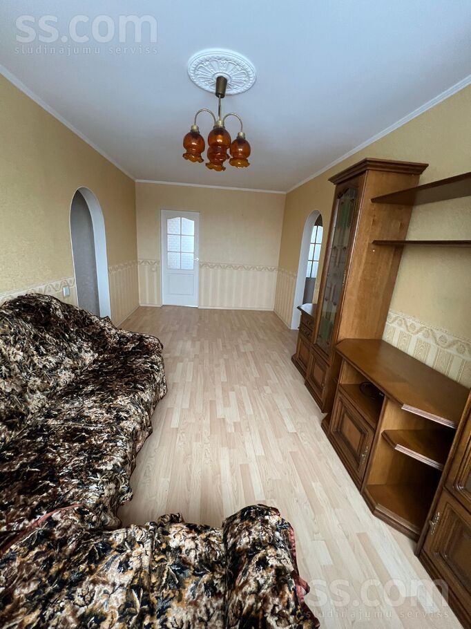 Dzelzavas 37, Rīga — dzivoklis