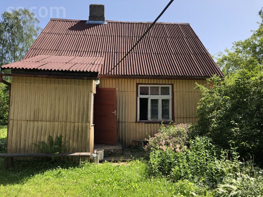 Dārza iela 13, Vecbāta, Liepāja un raj., Vaiņodes pag. — maja