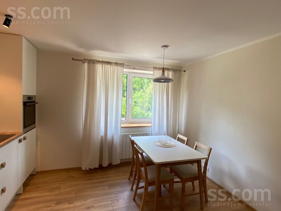 Iedzēni 1, Iedzēni, Madona un raj., Bērzaunes pag. — dzivoklis