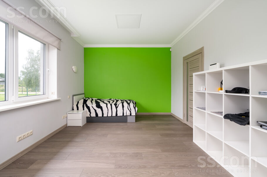 Silaputniņu iela, Mārupe, Rīgas rajons, Mārupes pag. — maja