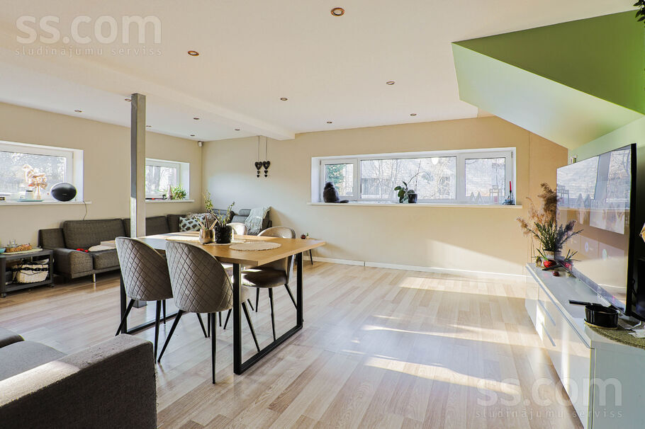 Pūpolu iela 7, Rīgas rajons, Sigulda — maja