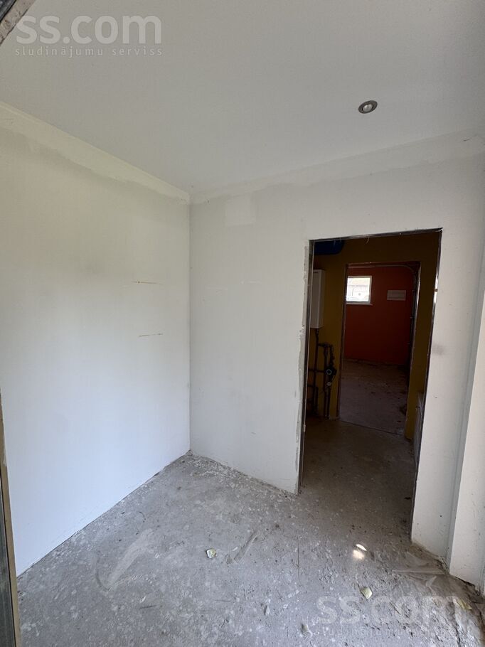 Bērzu iela 11, Iecava, Bauska un raj., Iecavas nov. — maja