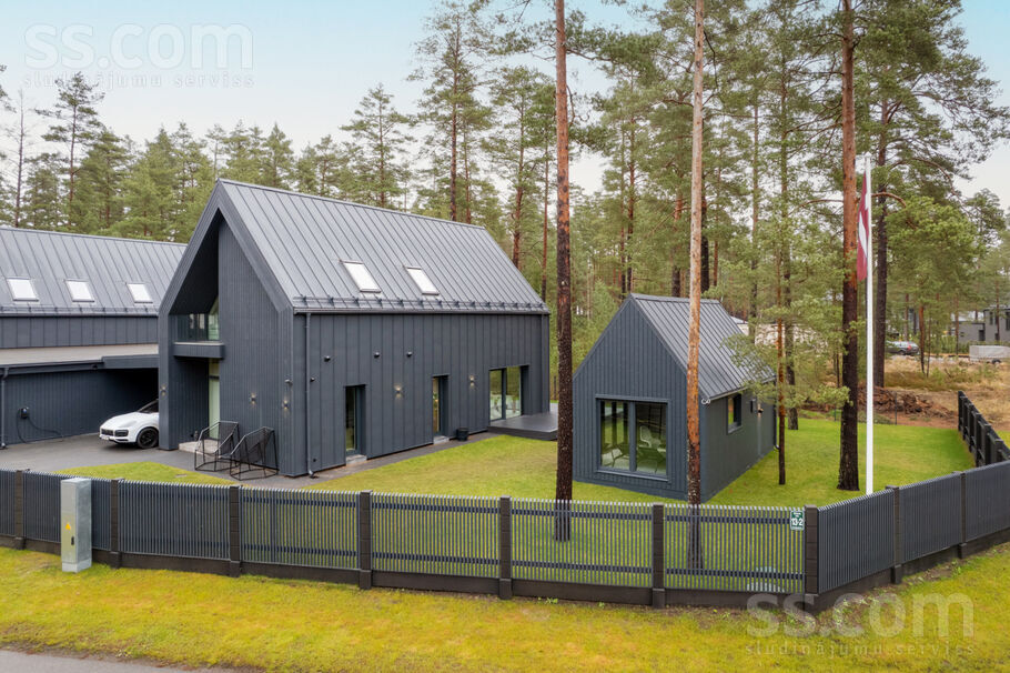 Ričarda 100, Baltezers, Rīgas rajons, Ādažu nov. — maja