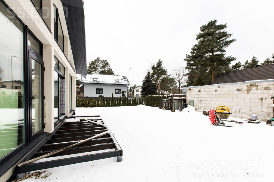 Ceriņkrūmu iela 23, Carnikava, Rīgas rajons, Carnikavas nov. — maja