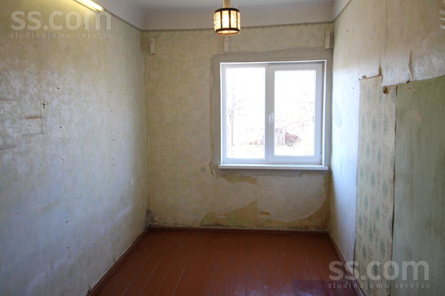 Vaļņu 35, Daugavpils un raj., Daugavpils — dzivoklis