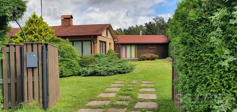 Saules 37, Zvejniekciems, Rīgas rajons, Saulkrastu l. t. — maja