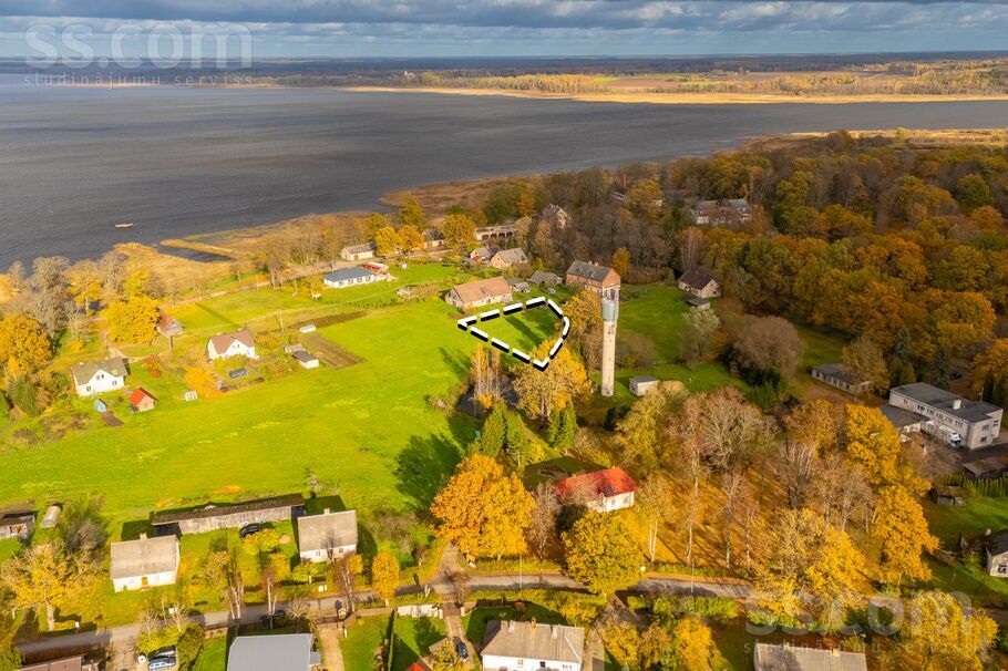 Torņa iela 4a, Burtnieki, Valmiera un raj., Burtnieku pag. — zeme