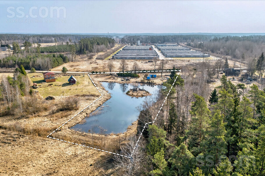 Vakarvēji, Skujnieki, Rīgas rajons, Ķekavas pag. — zeme
