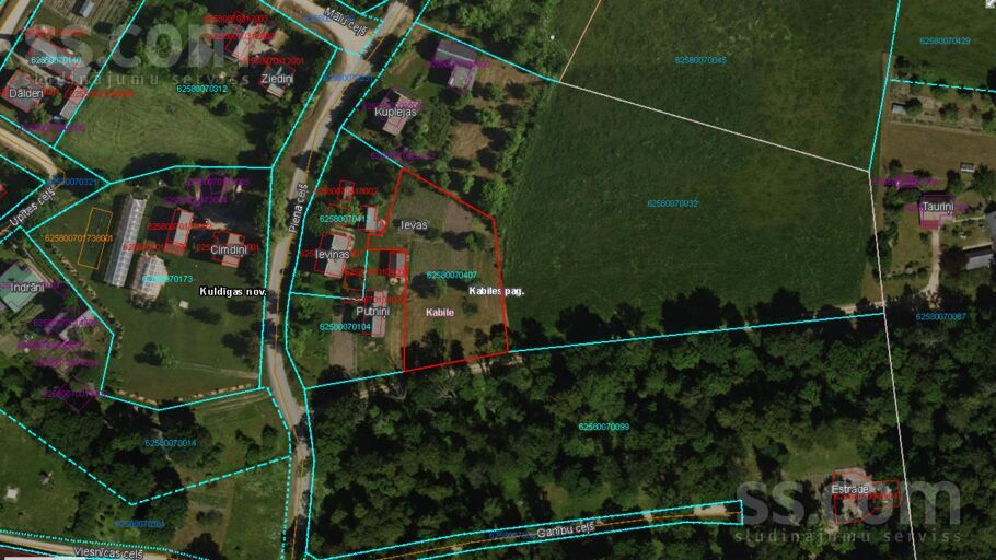 Ievas, Kabile, Kuldīga un raj., Kabiles pag. — zeme